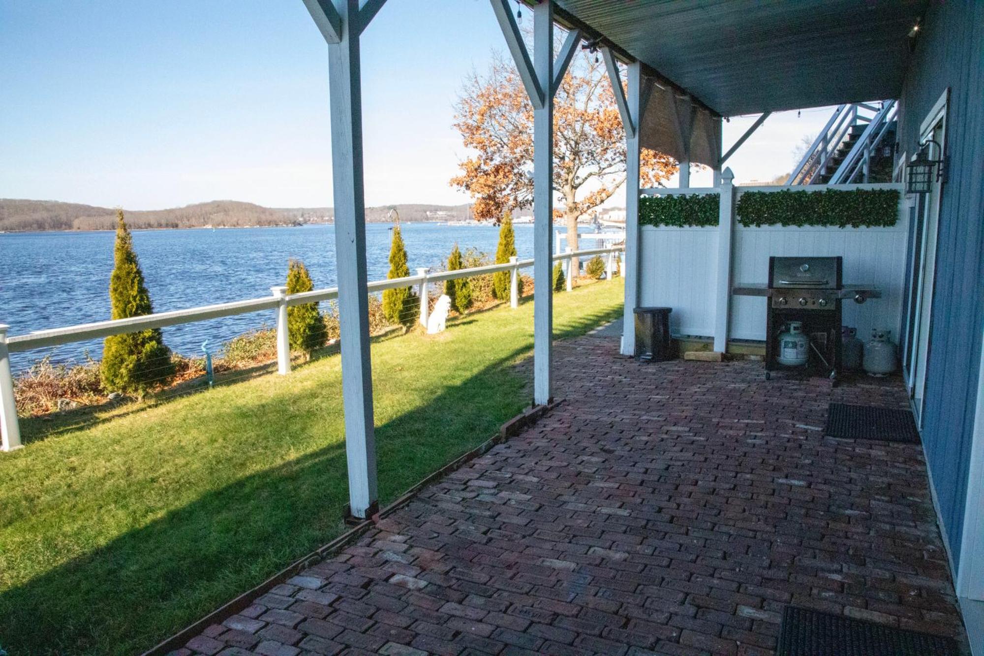 Waterfront Home With A View Groton Bagian luar foto